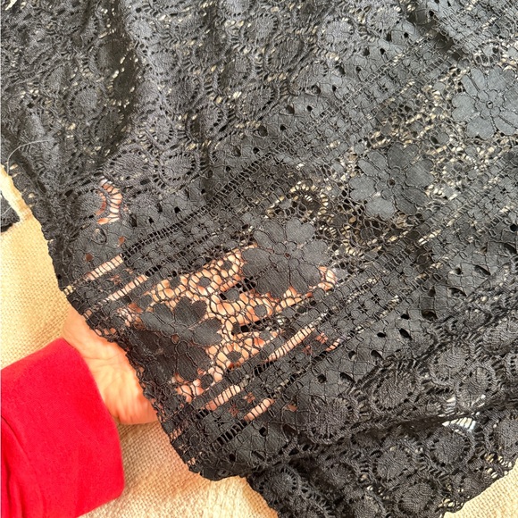 NWT Layering LeShop Black Lace Top - Picture 3 of 5